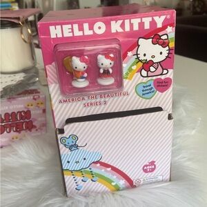 Hello Kitty Sanrio America the Beautiful Series 2 Display box w/ 2 Mini Figs
